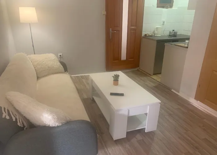 Daire Hostel Bihac *